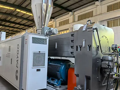 CORP シリーズギヤボックス  平行軸異方向回転二軸押出機用